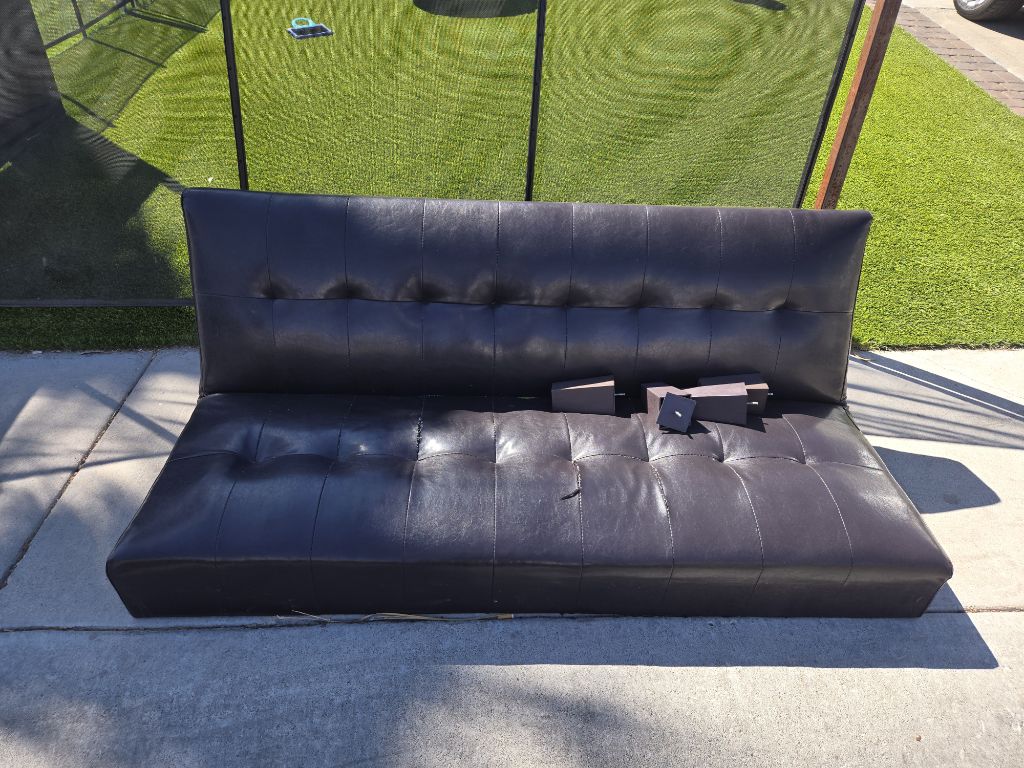 Free Futon