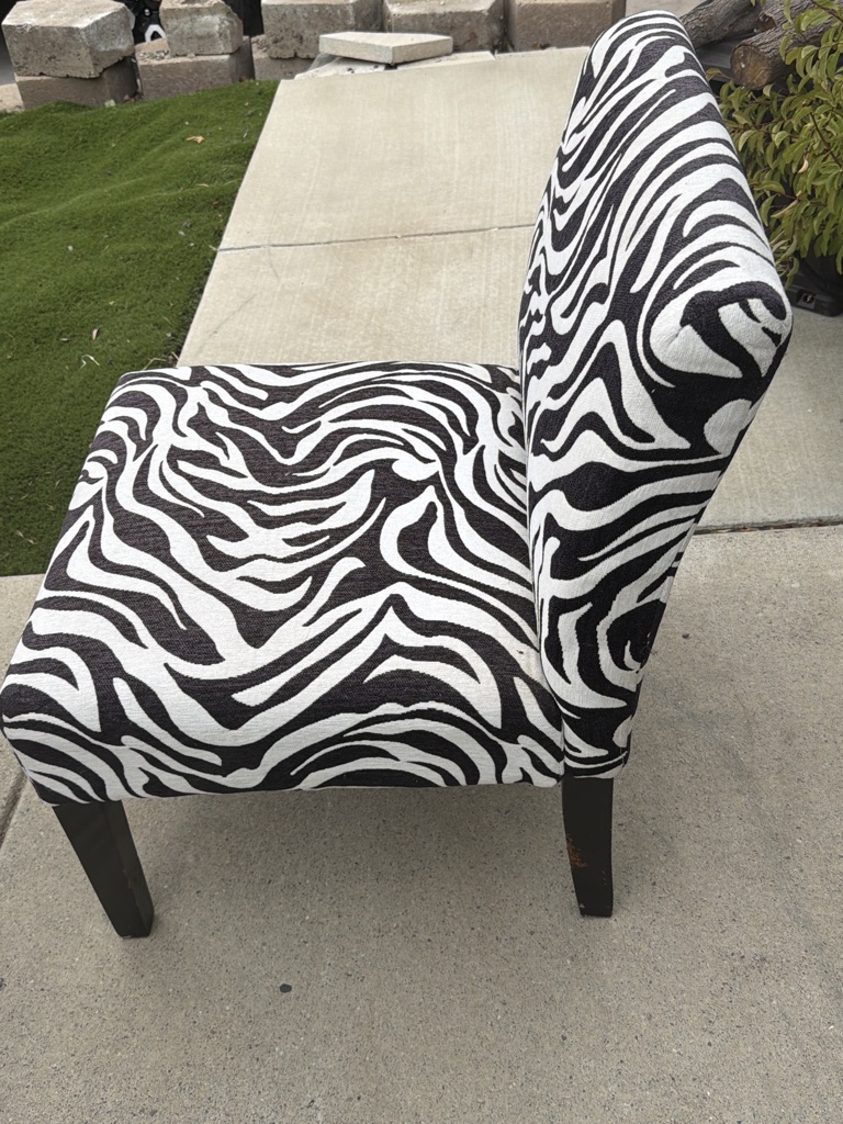 Free Zebra chair