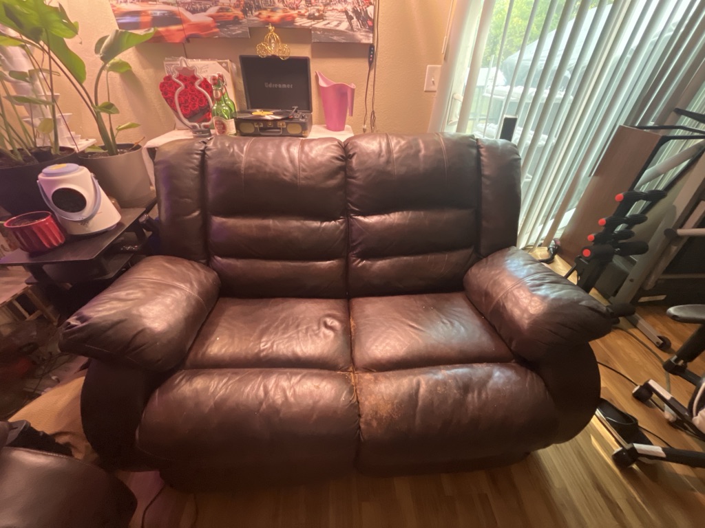 Free Leather Reclining Couch