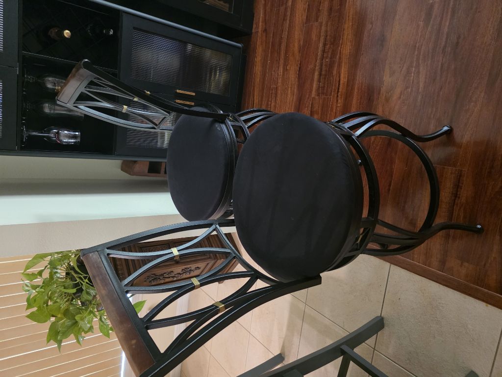 Free Counter chairs
