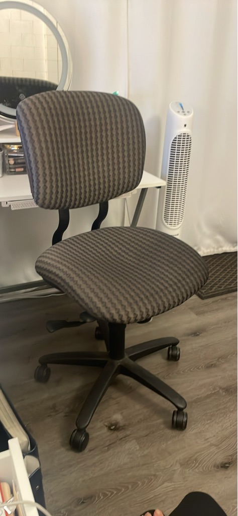 Free Chair