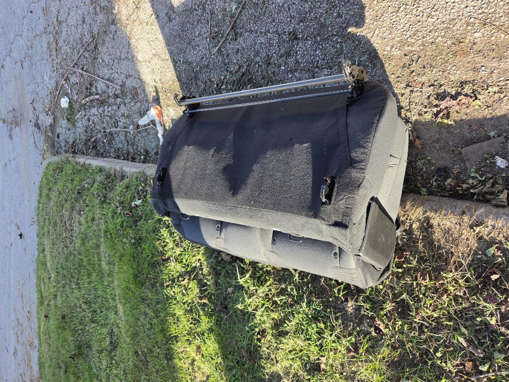 Free Jeep Wrangler 2 door back seat Dk Grey 2025