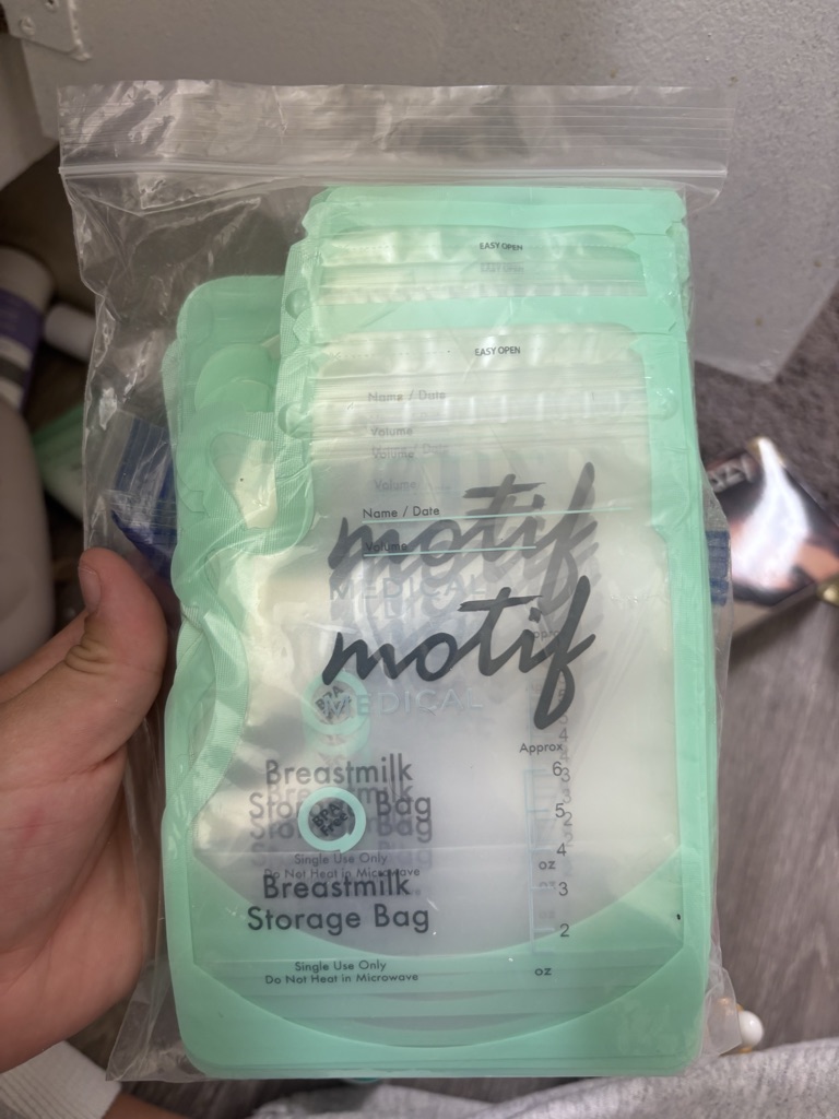 Free Storage bag breastmilk