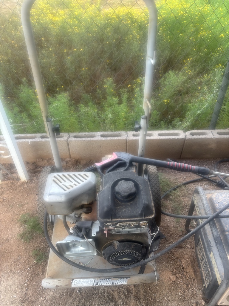 Free Lawnmower, 1-generator & 2 power washers - need  repair