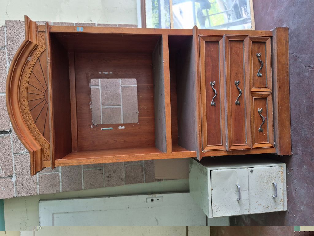 Free Cabinet