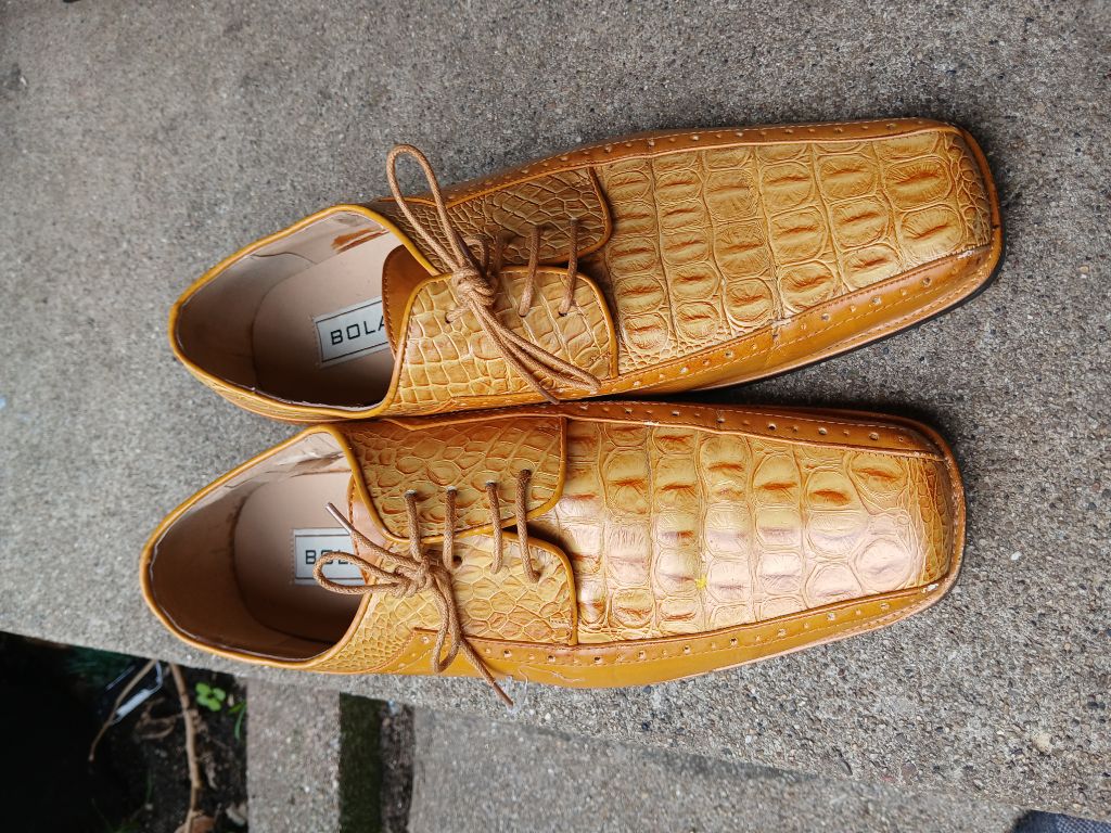 Free man shoes