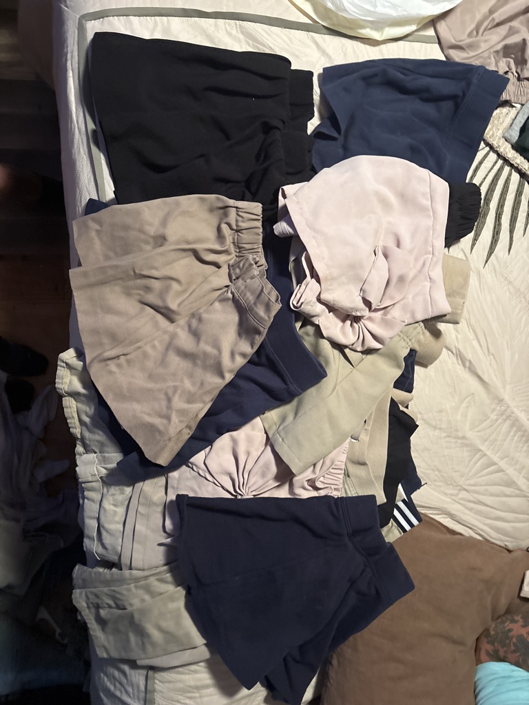 Free Uniform/or not
