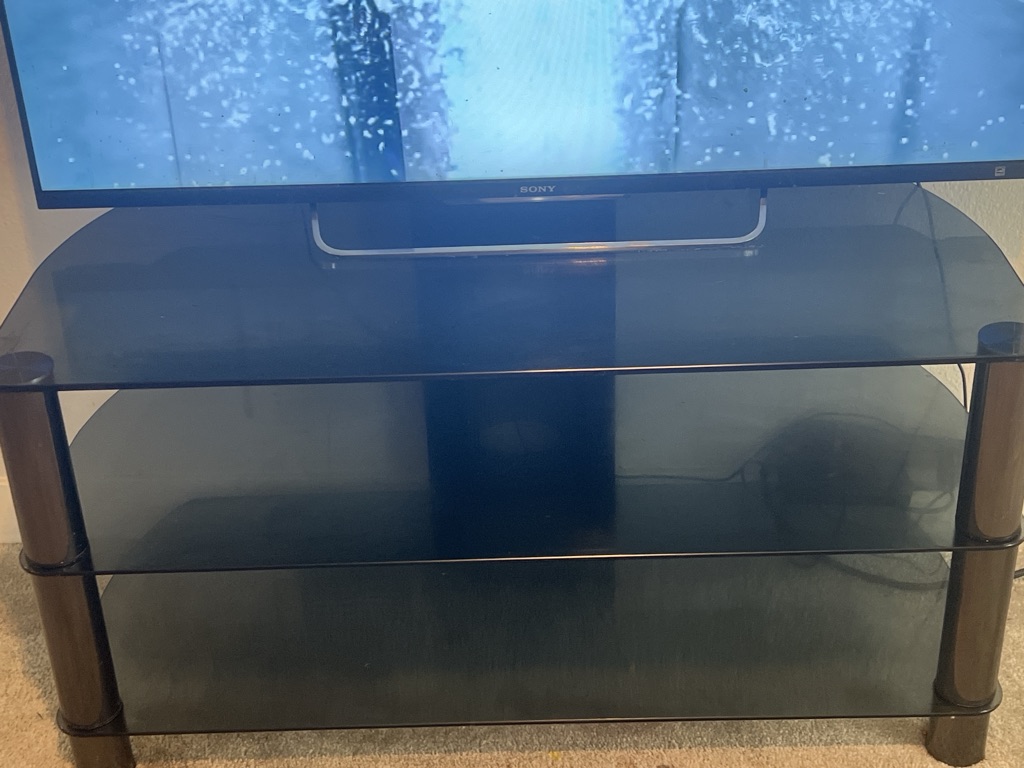 Free Tv stand