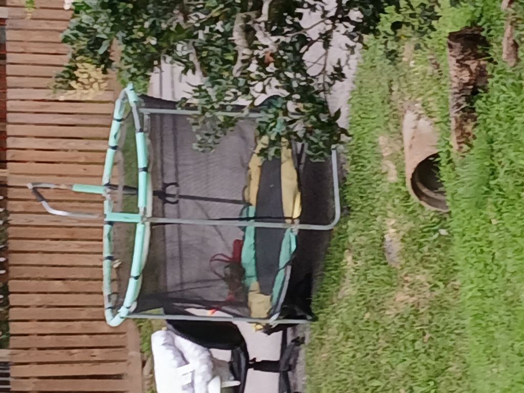 Free Kids trampolinea