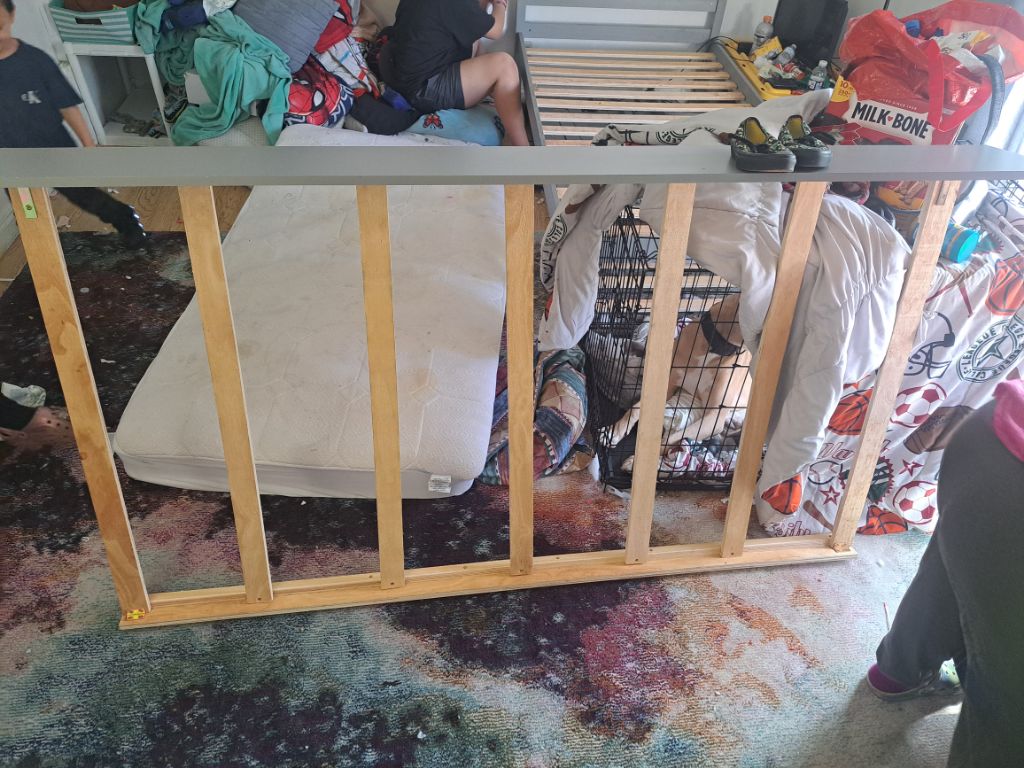 Free Bunk bed with a trundle underneath