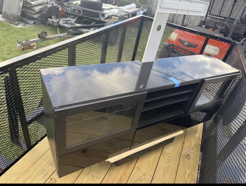 Free TV Table Stand