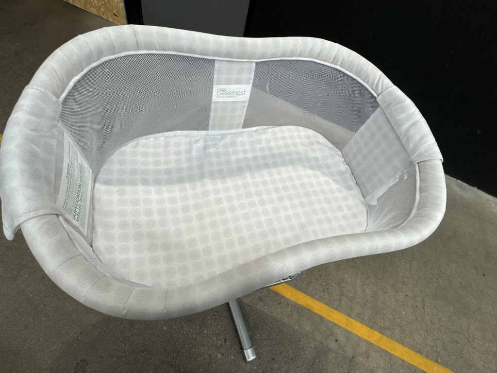Free baby bassinet