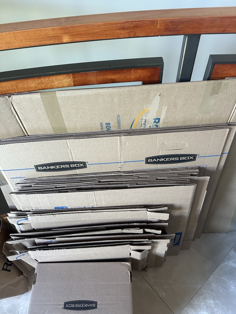 Free moving boxes must pickup today