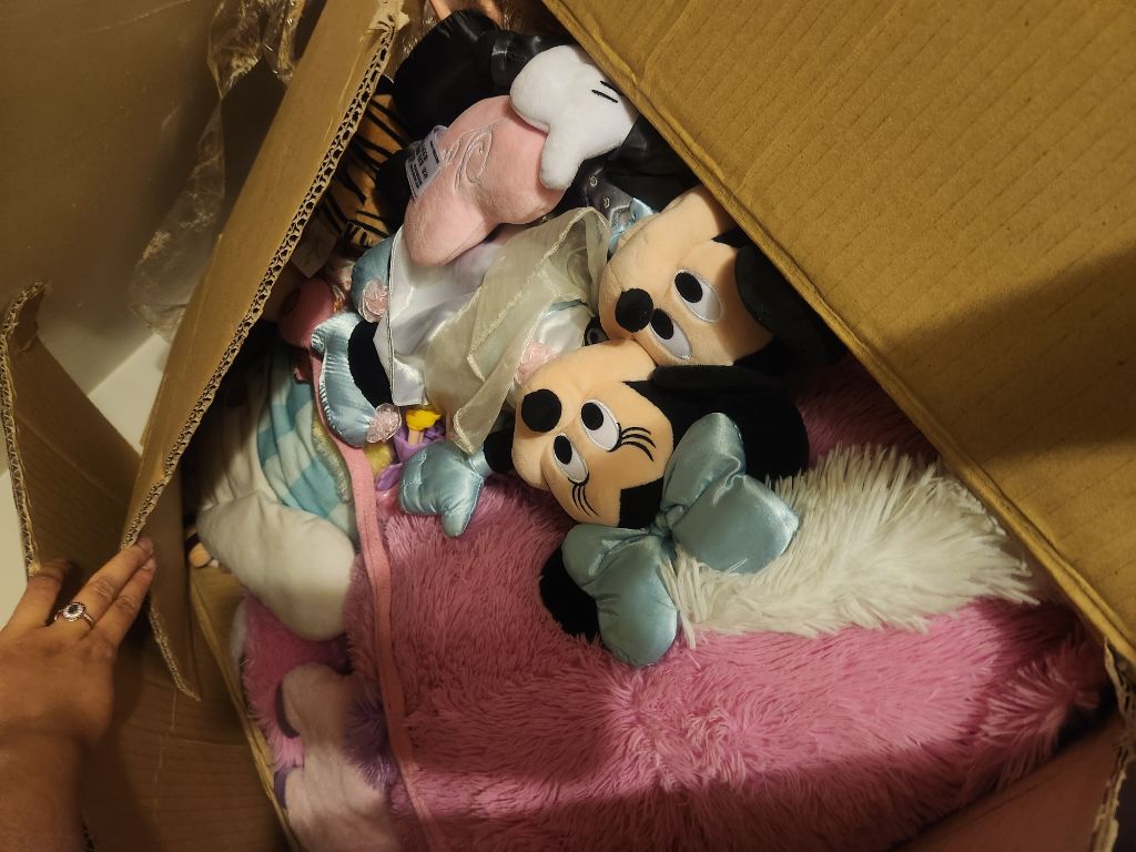 Free plushies/small toys