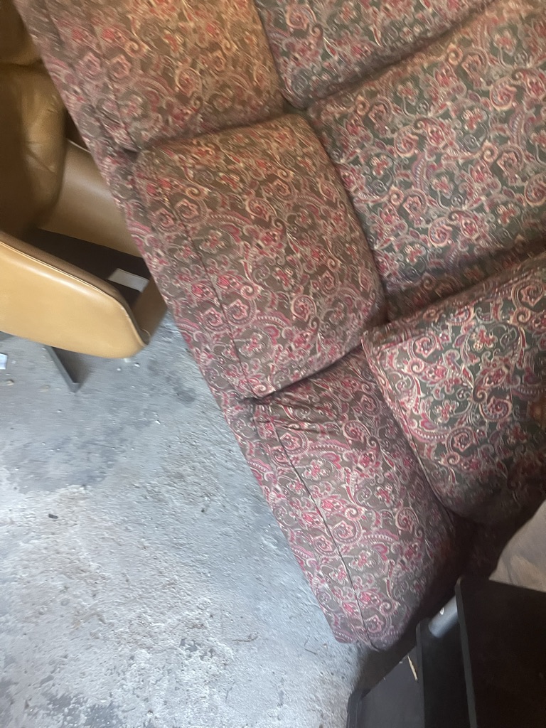 Free come get them today!!! They are more than I can picture , it’s a full garage of goodies