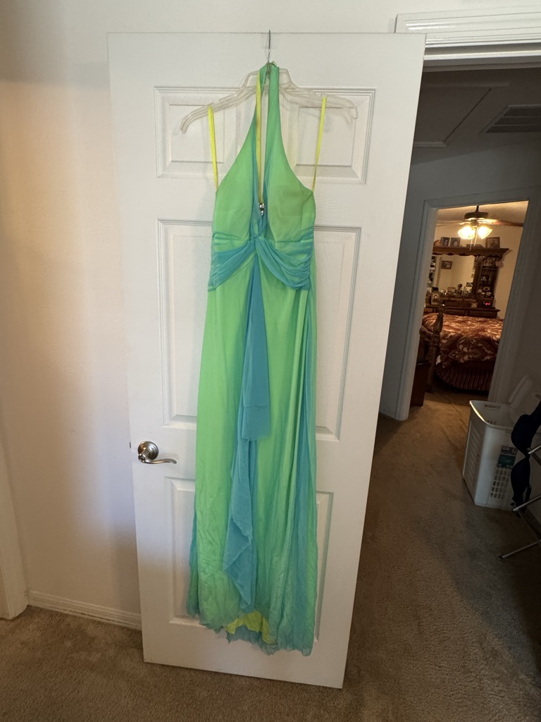 Free Prom: homecoming dresses