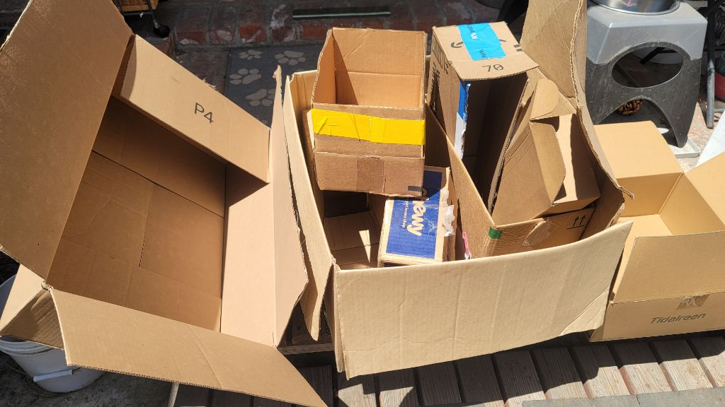 Free Boxes
