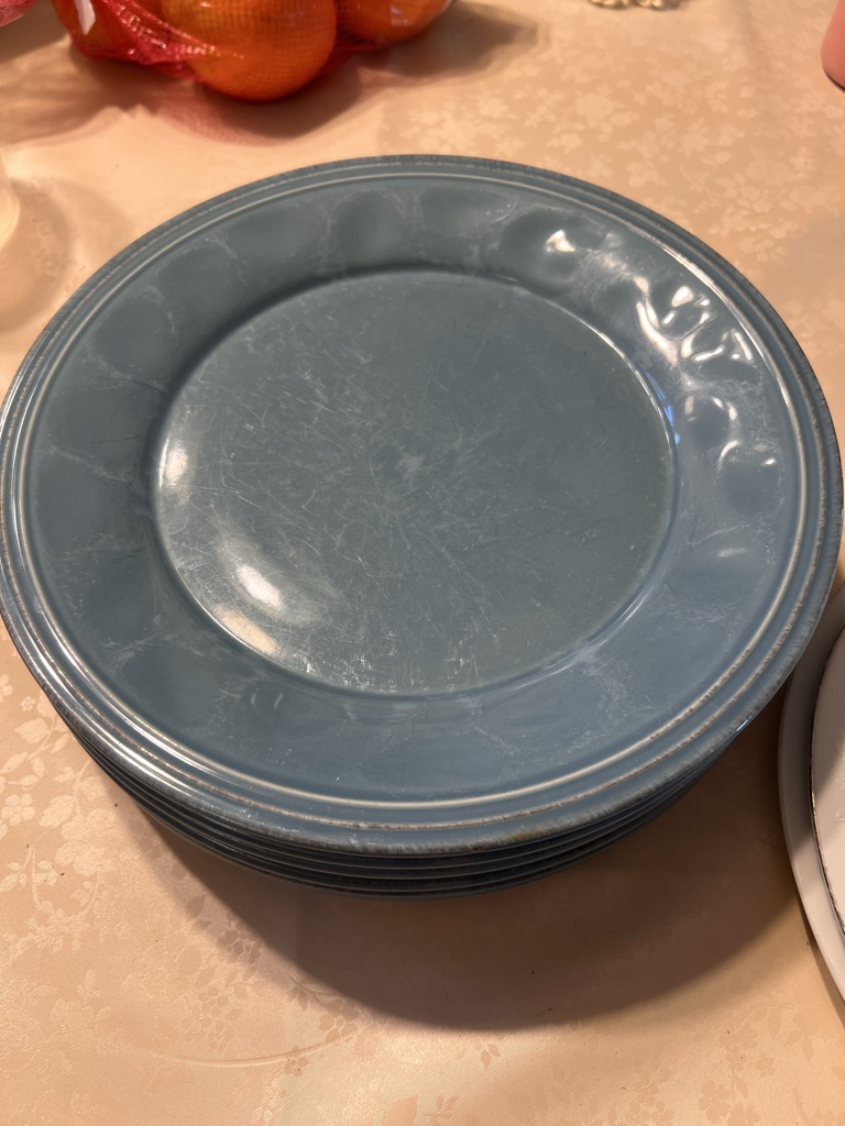 Free Dinner Plates