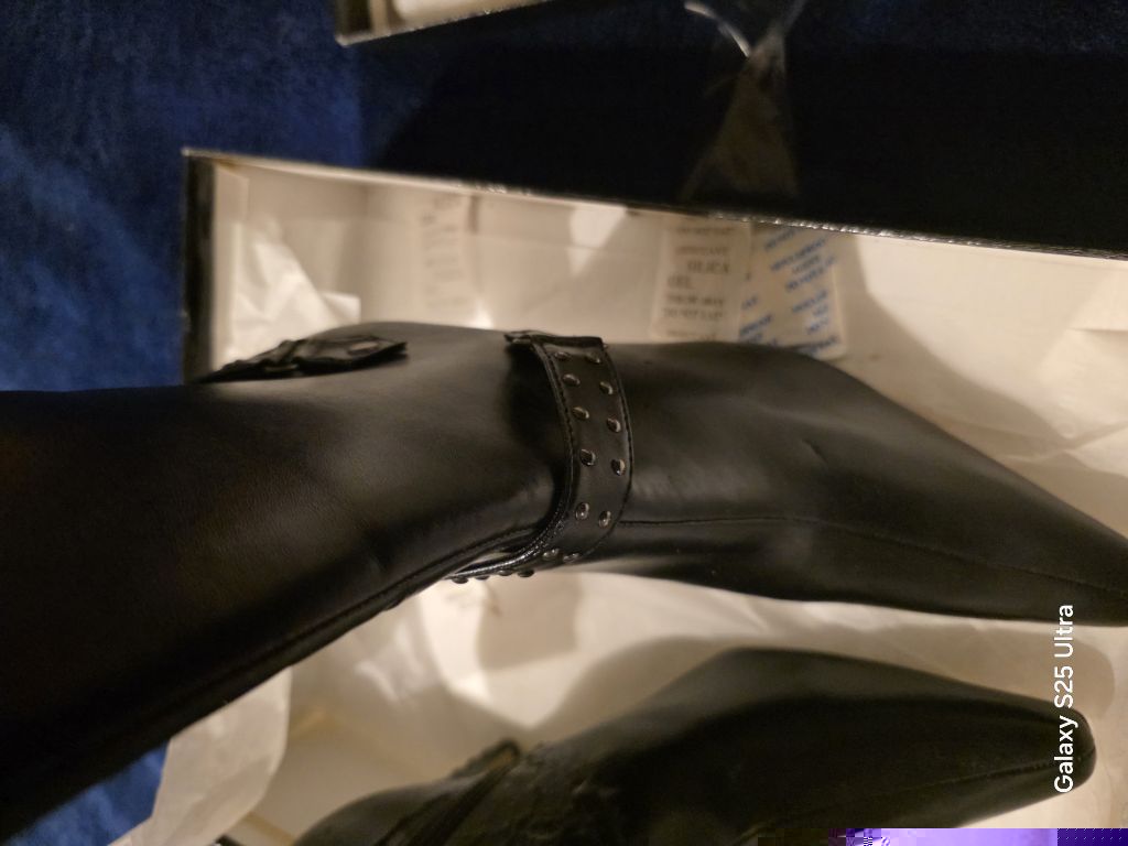 Free Brand New Boots