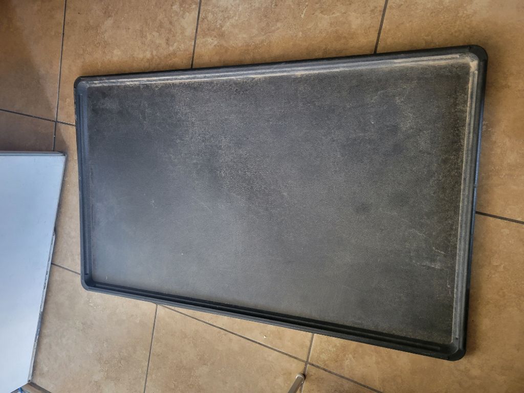 Free Tray for X-Large Dog Kennel