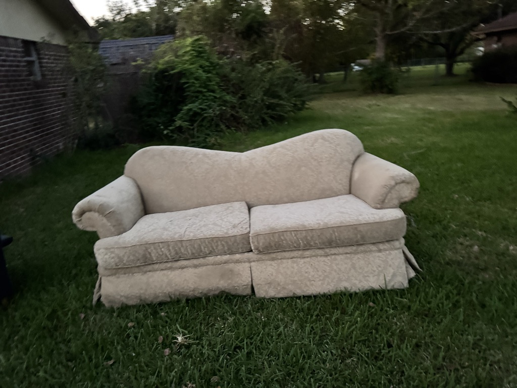 free curb pick up