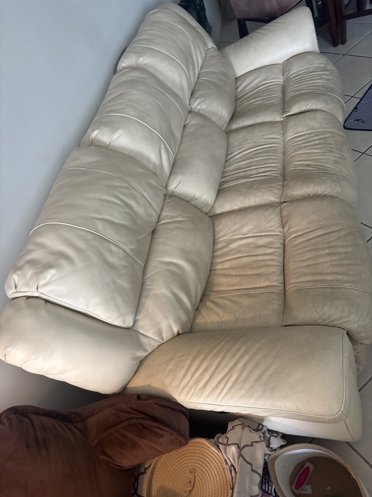 Free Sofa cream electric seat still work, but I am moving and I don’t want it