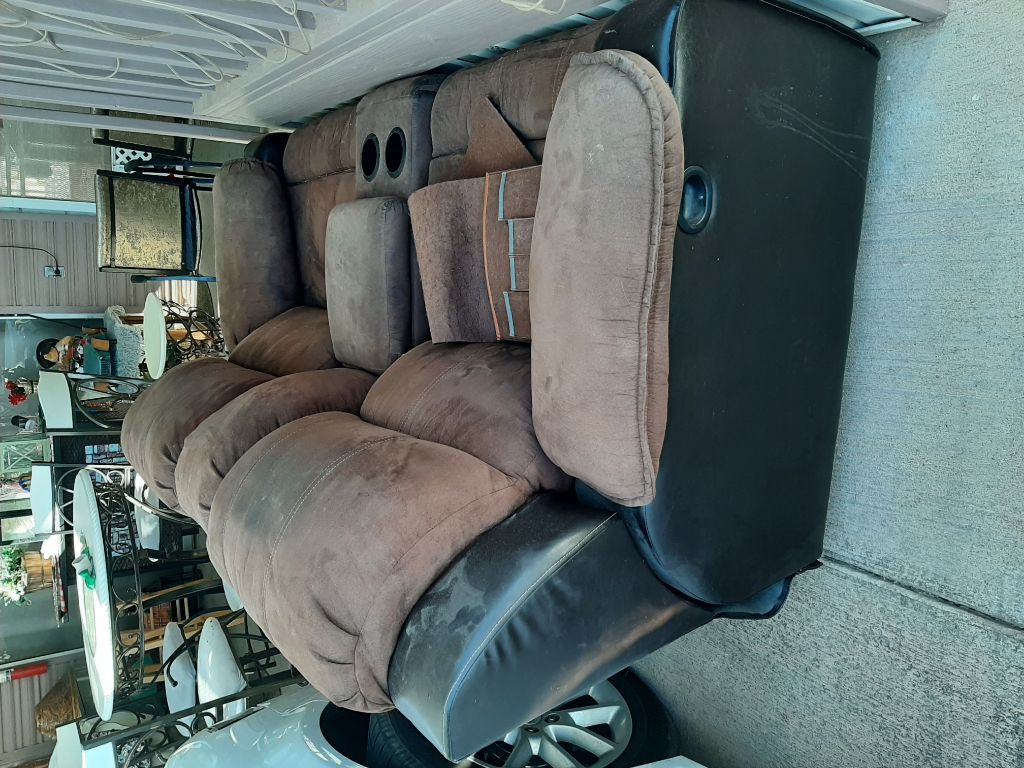 Free Dual recliner, good condition