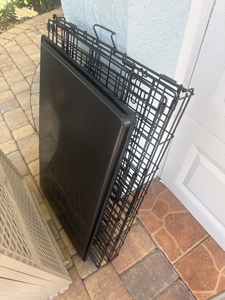 Free Dog cage
