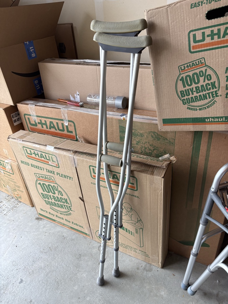 Free Crutches