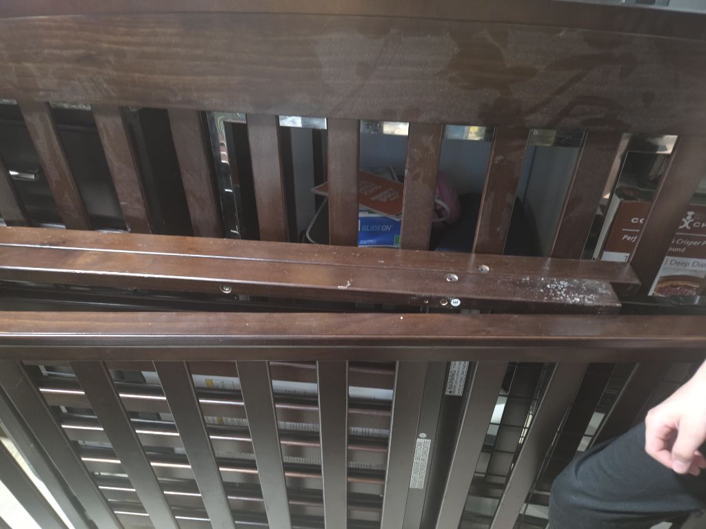 Free Crib no mattress