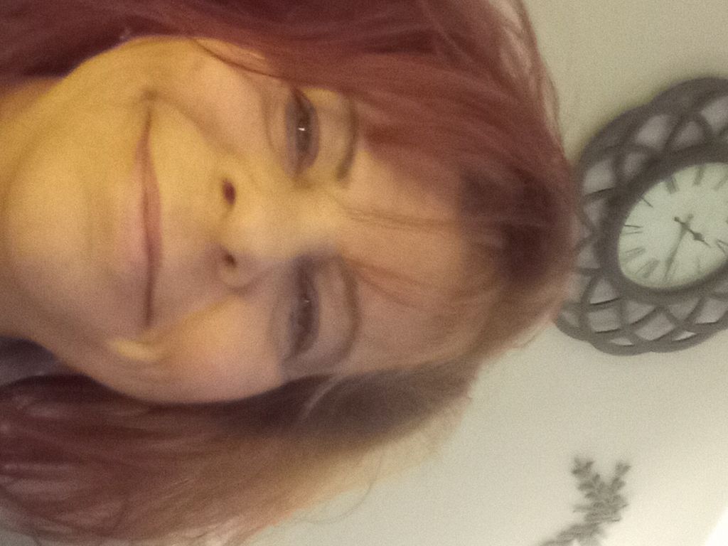 Free Need free Loveseat