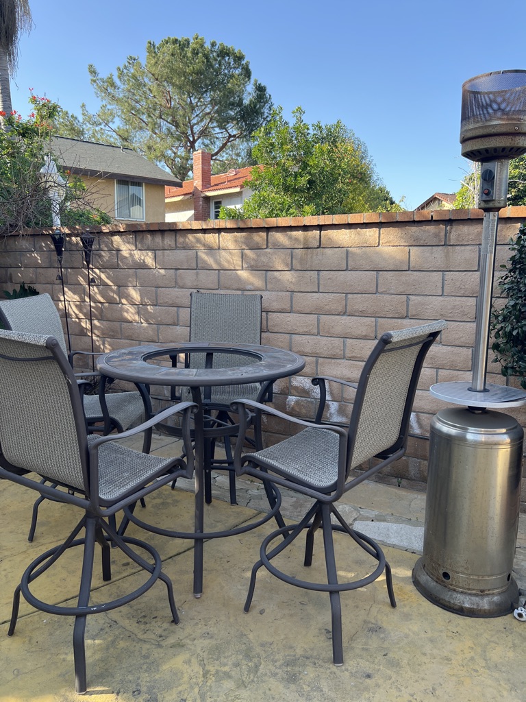 Free Old Out dood set