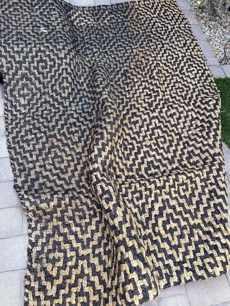 Free outdoor jute rug