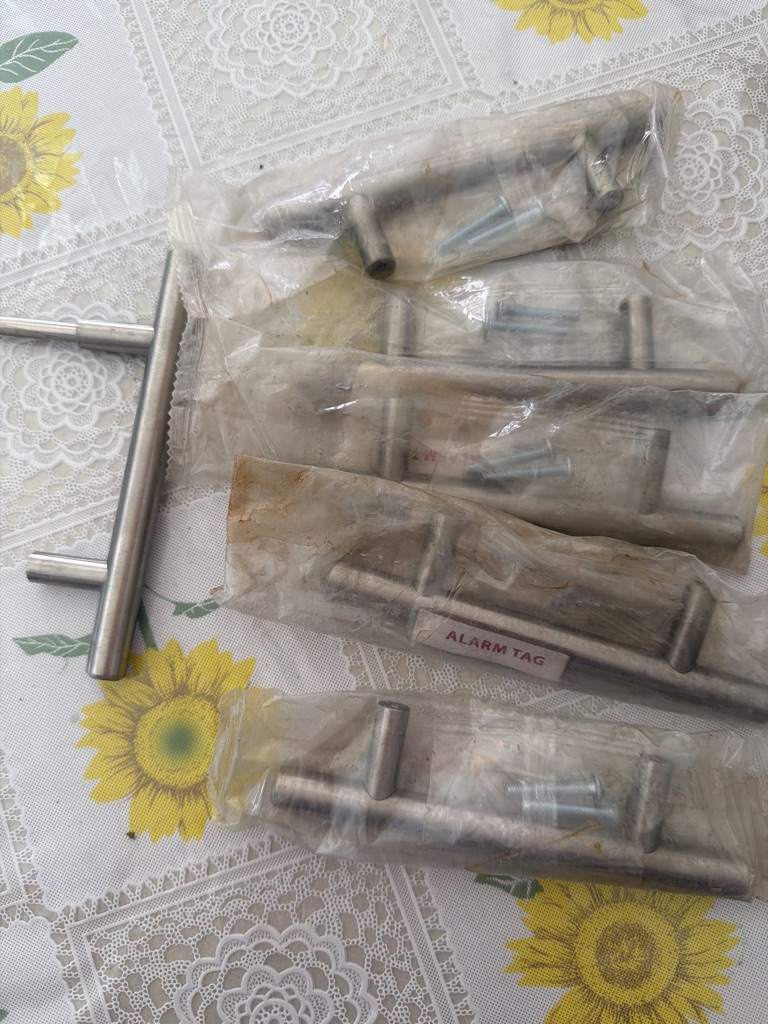 Free Manesillas gratis. 5 nuevas y una usada