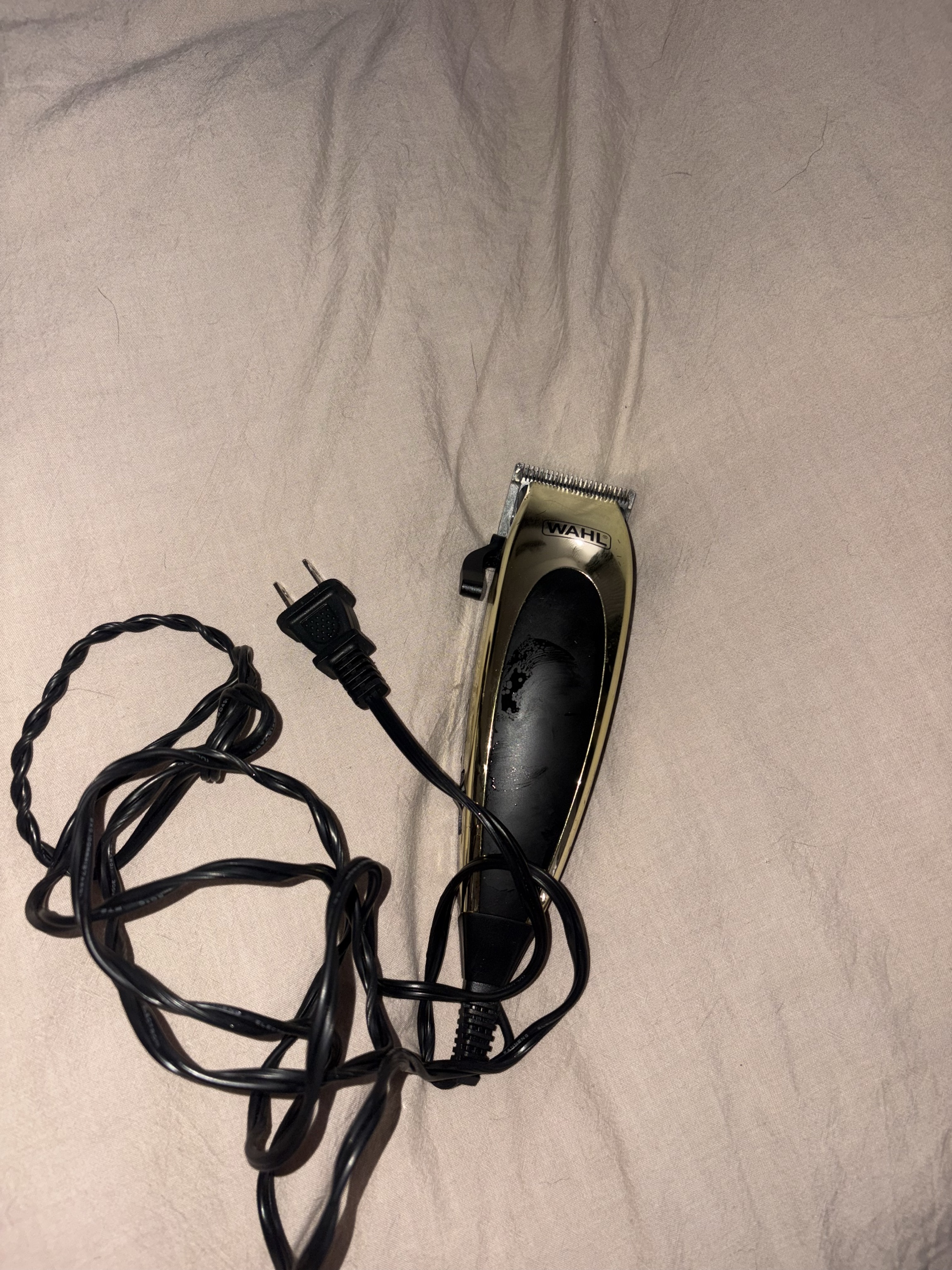 Free Used clipper with guards