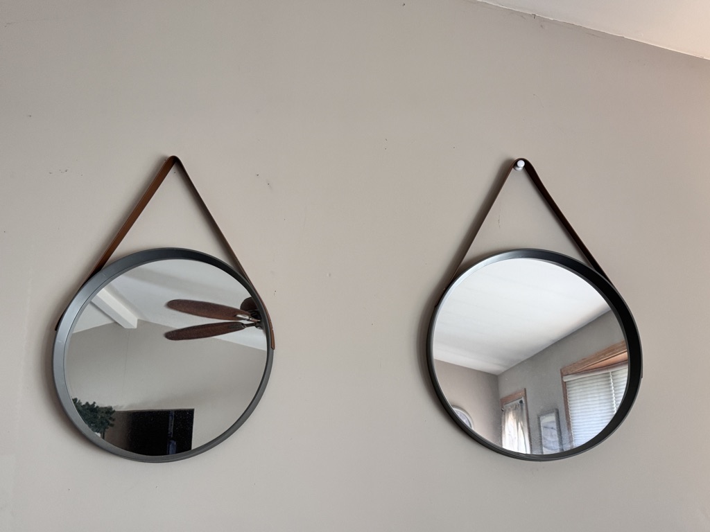 Free 3 round mirrors