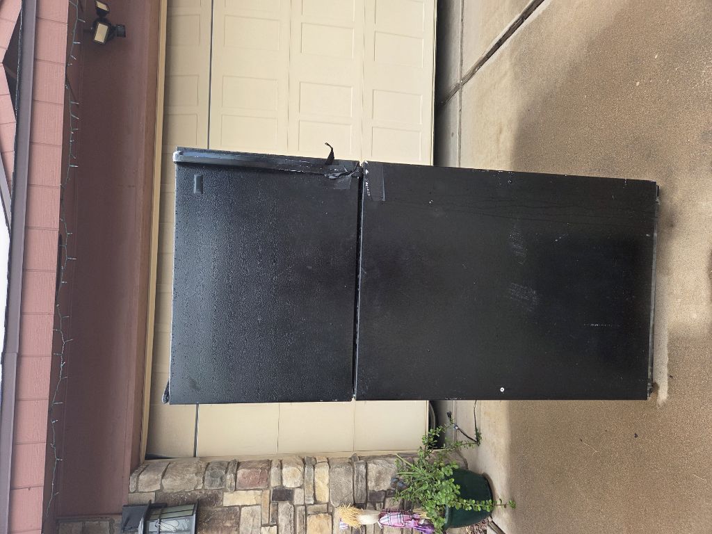 FREE WORKING REFRIGERATOR