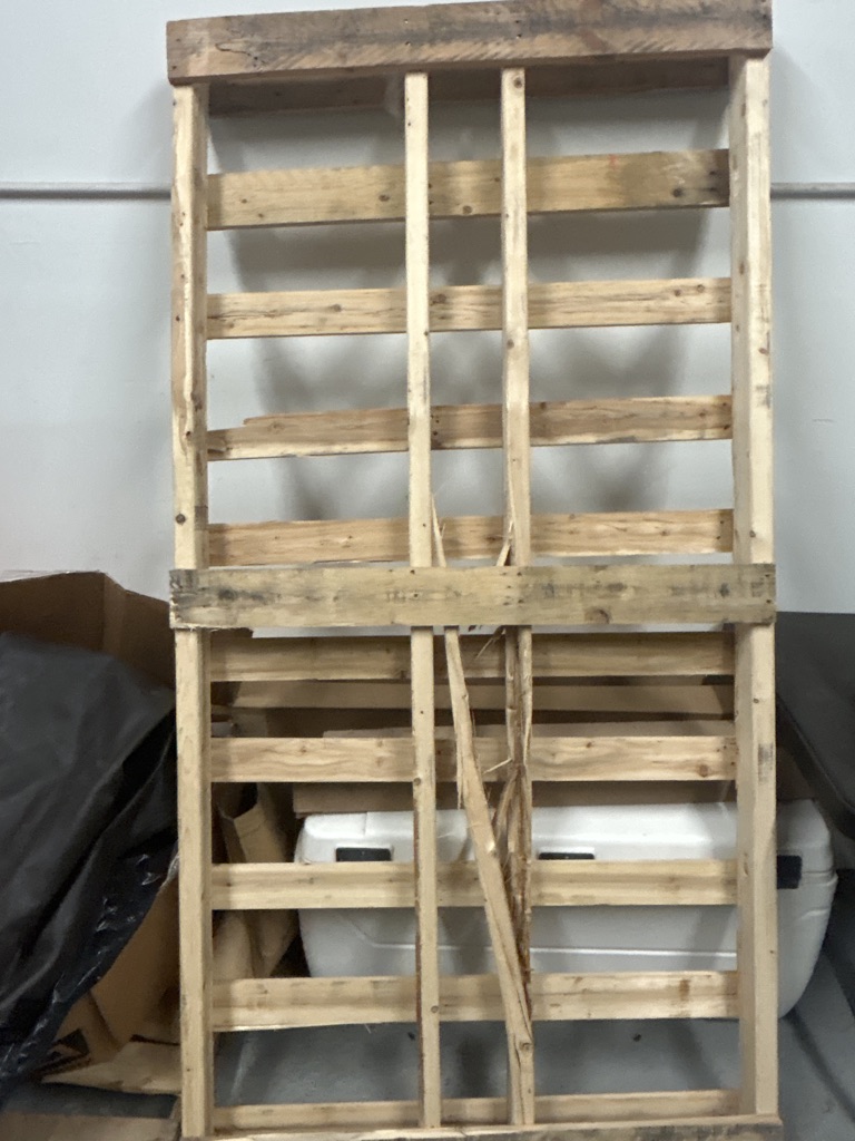 Free Wood Pallets