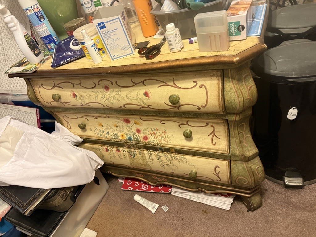 Free Dresser