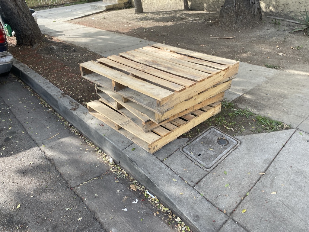 Free Pallet