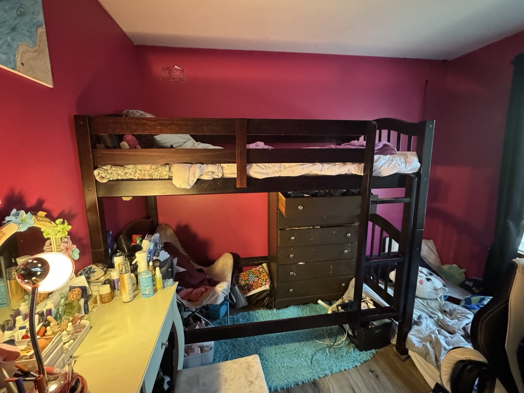 Free Bunk beds