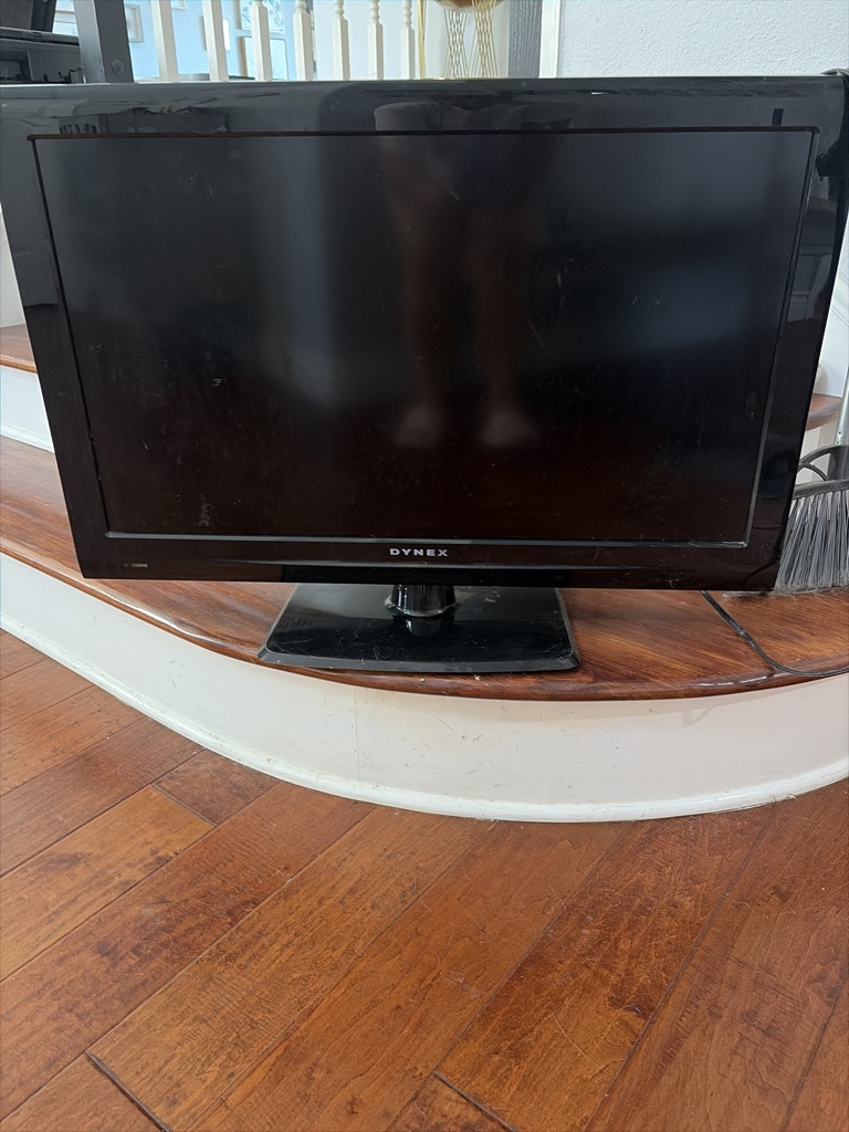 Free DINEX 32 inches TV  ,