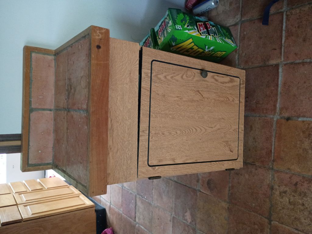 Free tile and wood cabinet