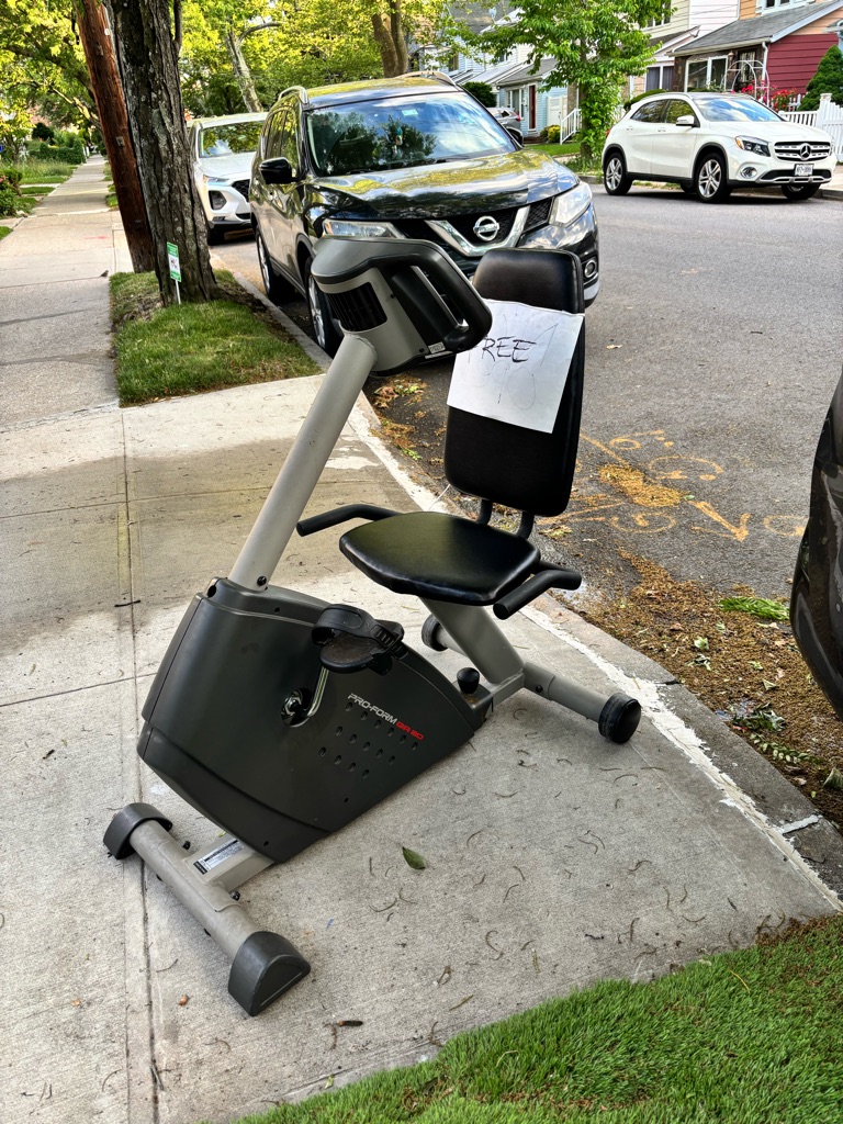 Free stationary bike