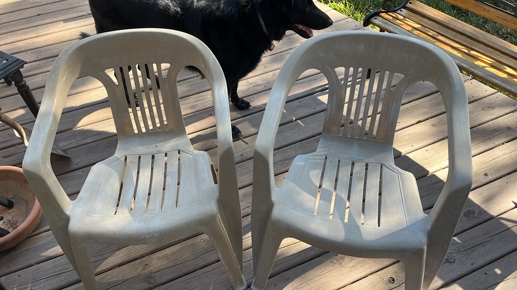 Free patio plastic chairs