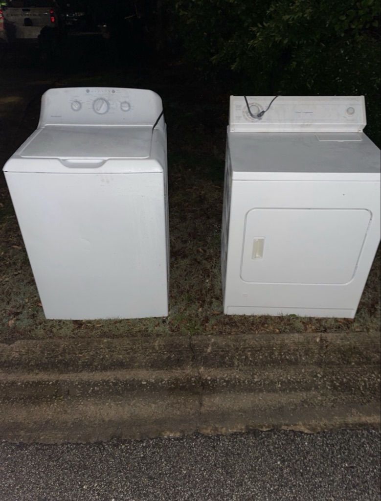 Free Curb Alert: Gas Powered Washing Machine and Dryer