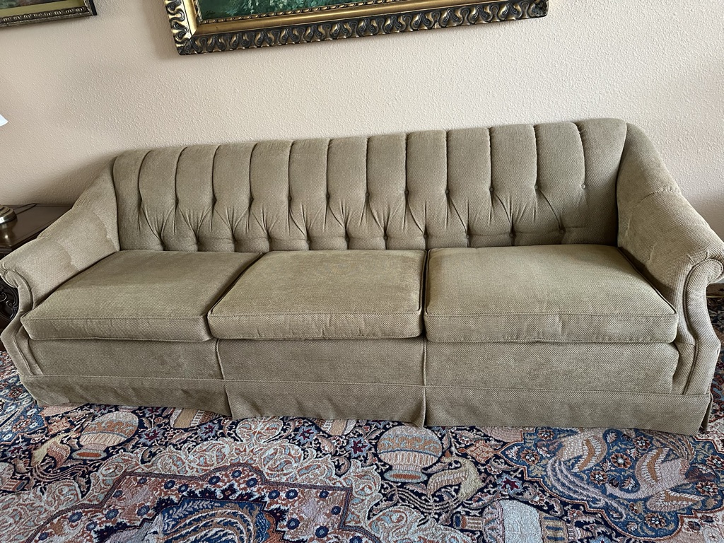 Free Matching sofa and 2 chairs