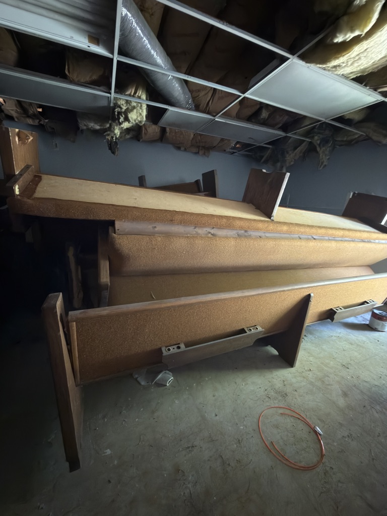 Free Church pews