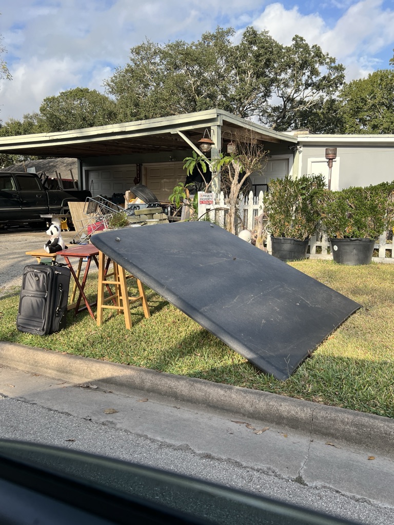 Free!! Out in the curb