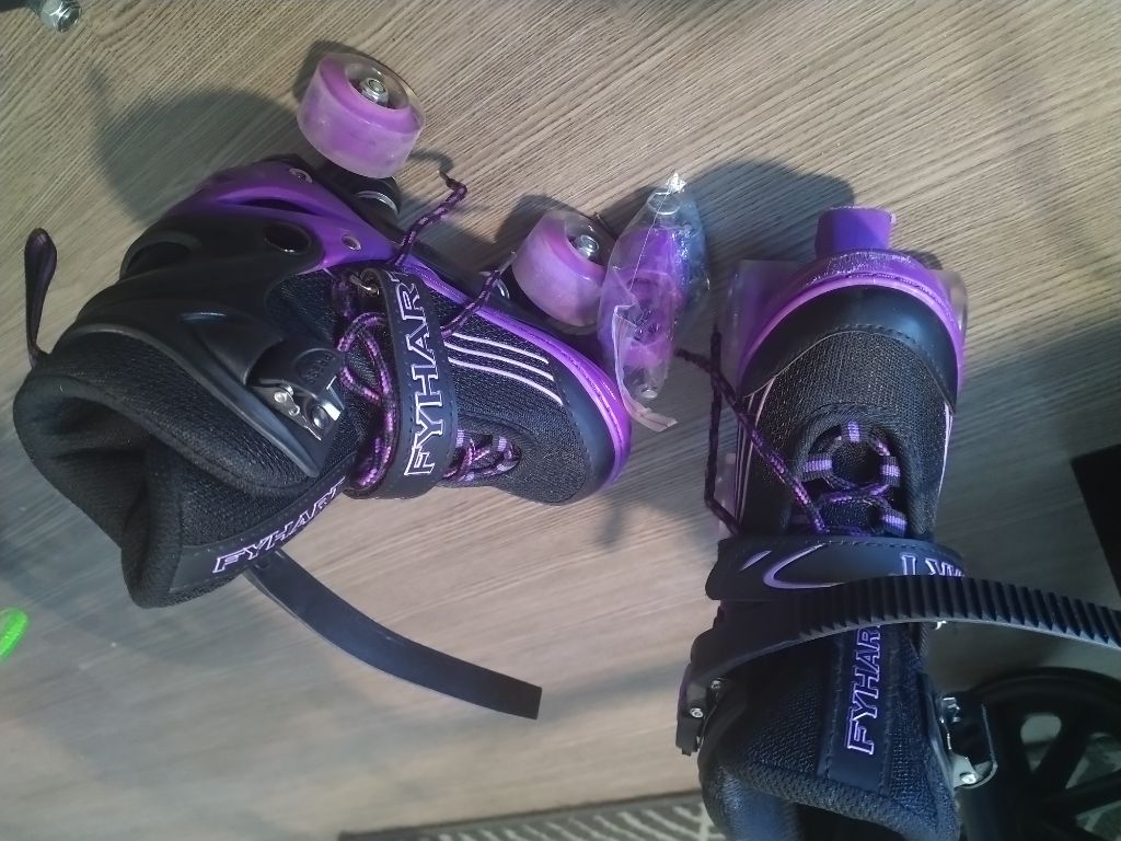 Free little kids roller skates